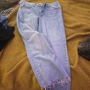 My FAVORITE jeans. Only selling because they don’t fit me anymore. Size 4/27.